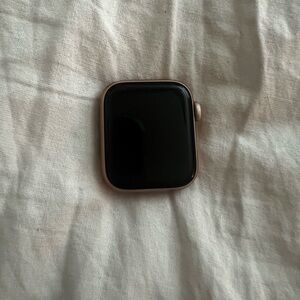 Apple Watch Series 5 40MM